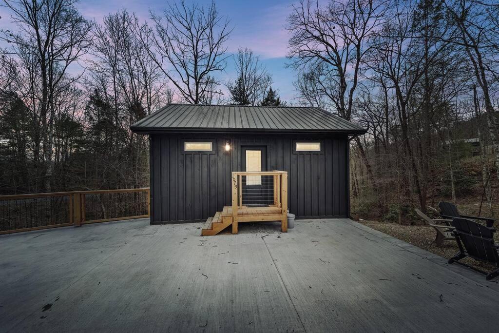 Honeymoon Couples Cabin Secluded, Hot Tub, Views Sevierville Exterior photo
